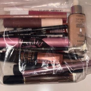 Maybelline Assorted Lip & Eye Makeup with Nude Foundation